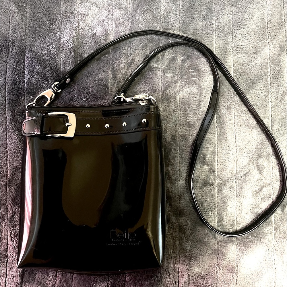 Timeless Beijo Cross Body Purse